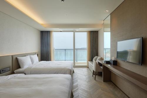 sol beach jindo