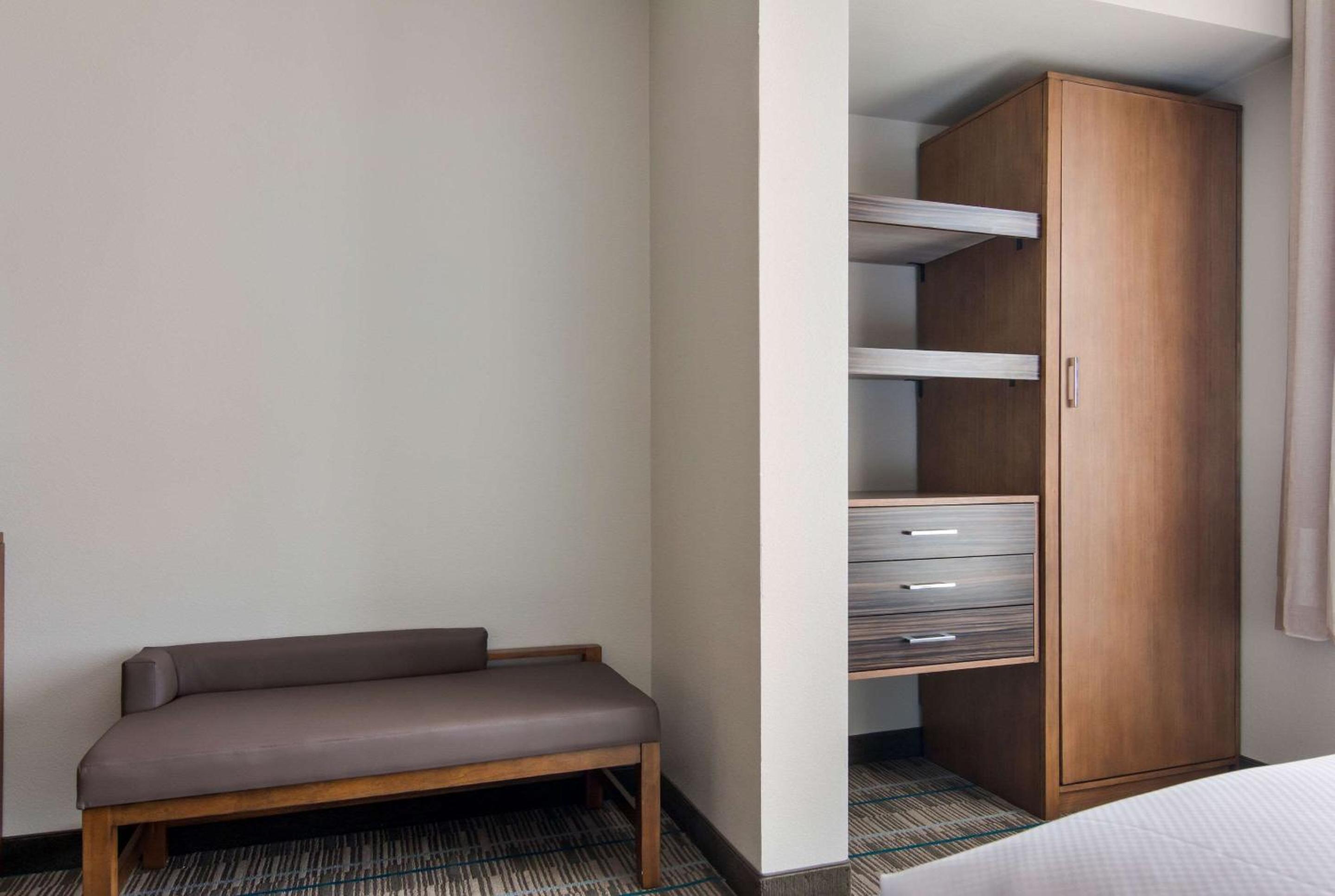 mainstay suites east camden