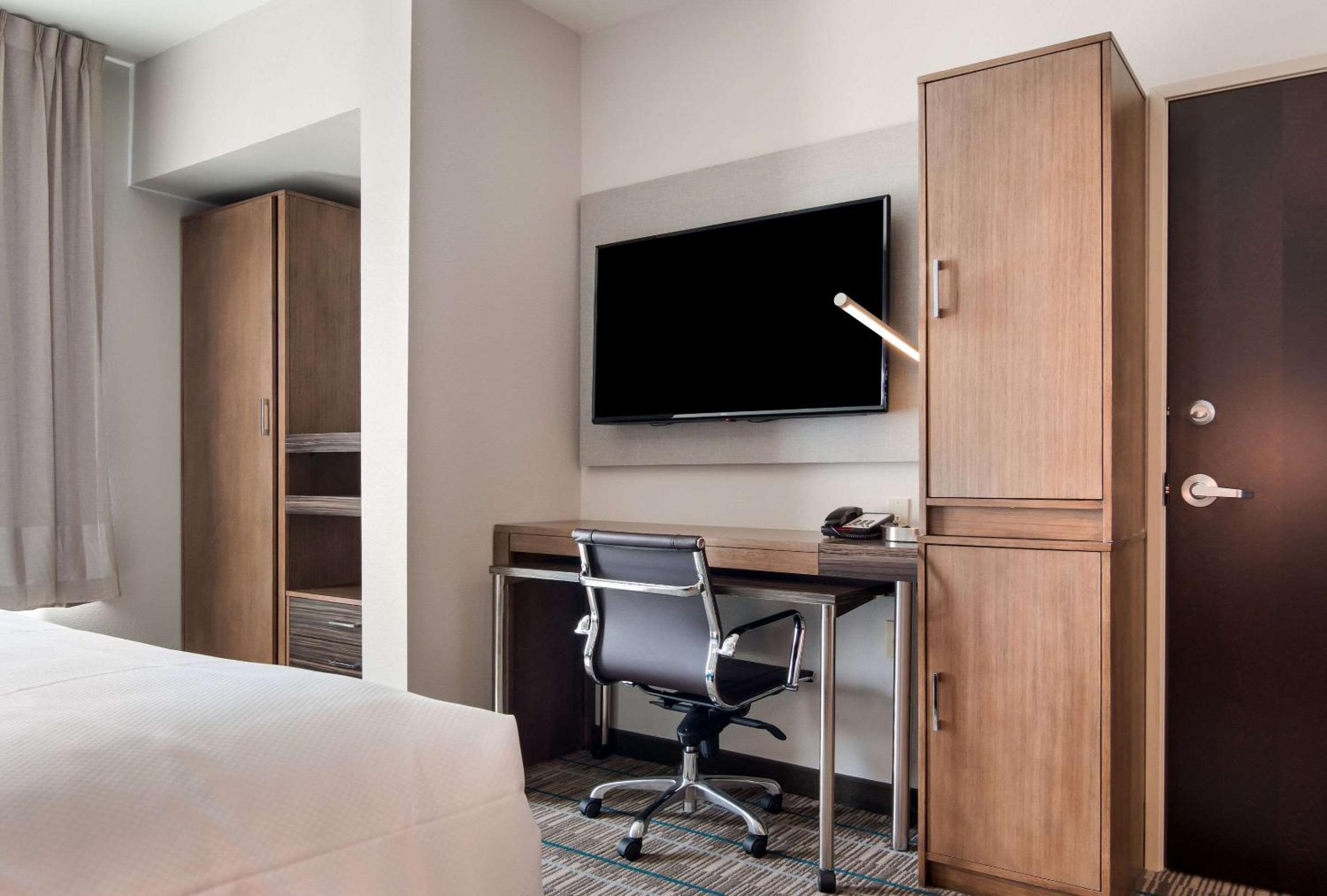 mainstay suites east camden