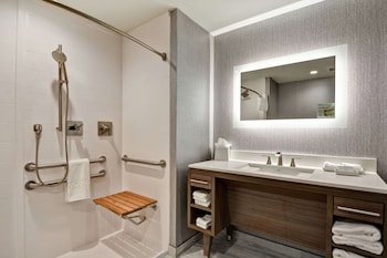 home2 suites by hilton jacksonville south st johns town ctr