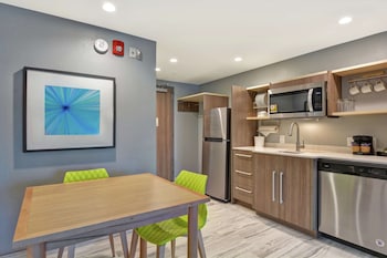 home2 suites by hilton jacksonville south st johns town ctr