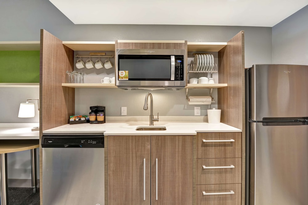 home2 suites by hilton jacksonville south st johns town ctr