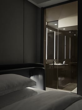 equinox hotel new york