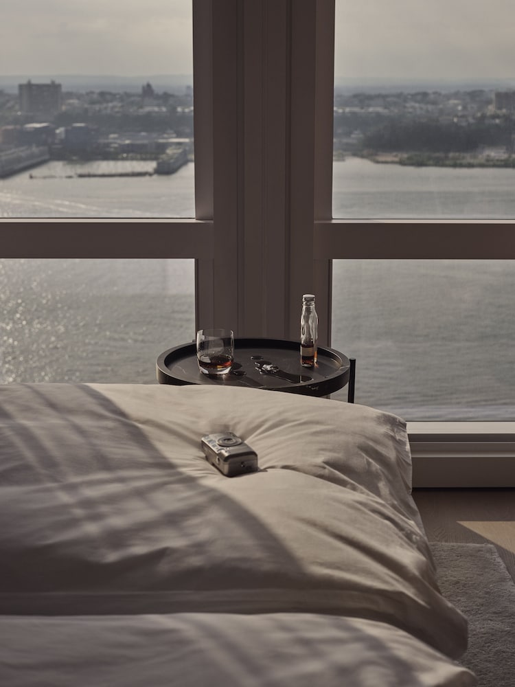 equinox hotel new york