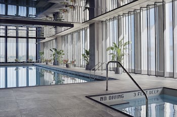 equinox hotel new york