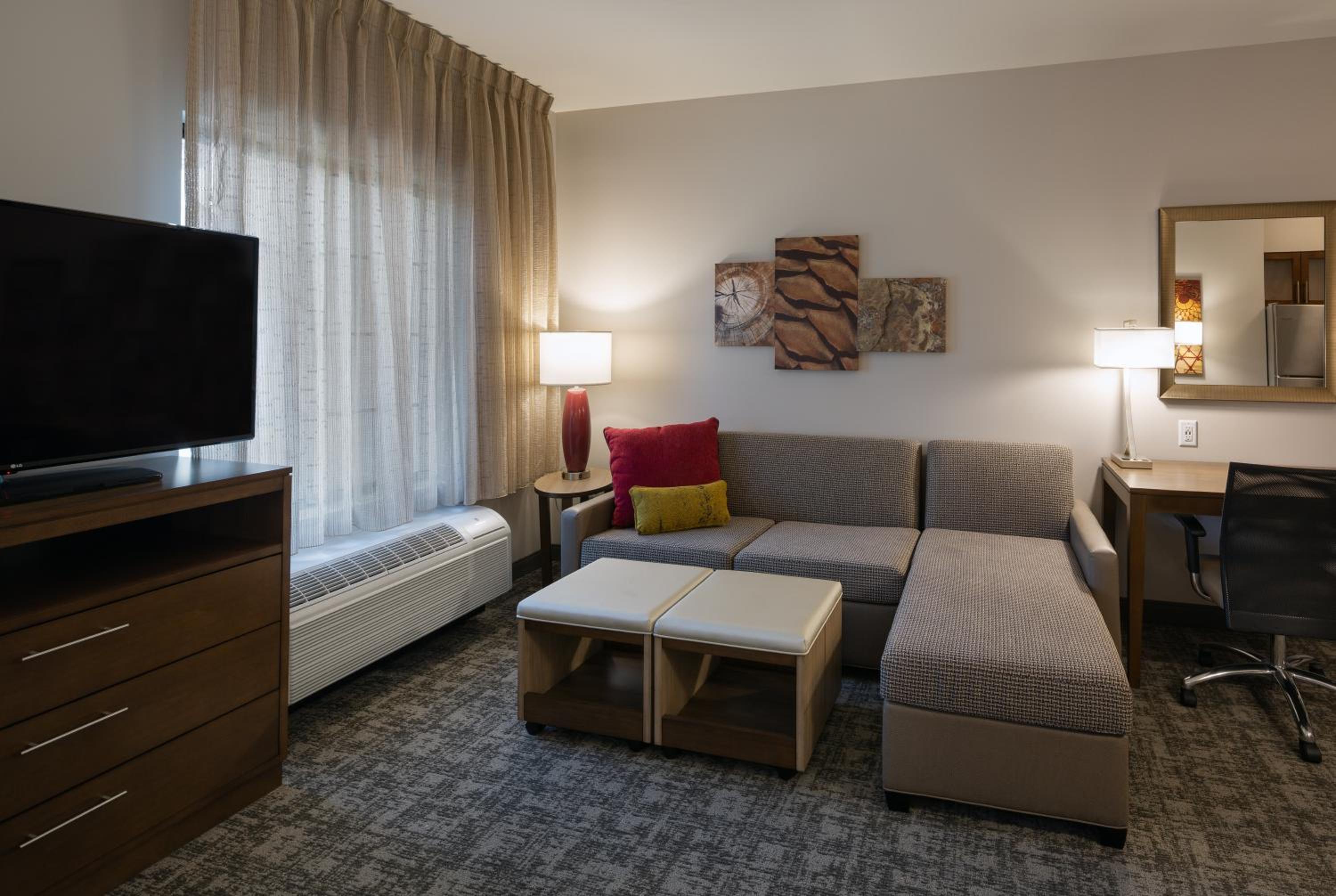 staybridge suites phoenix biltmore area an ihg hotel