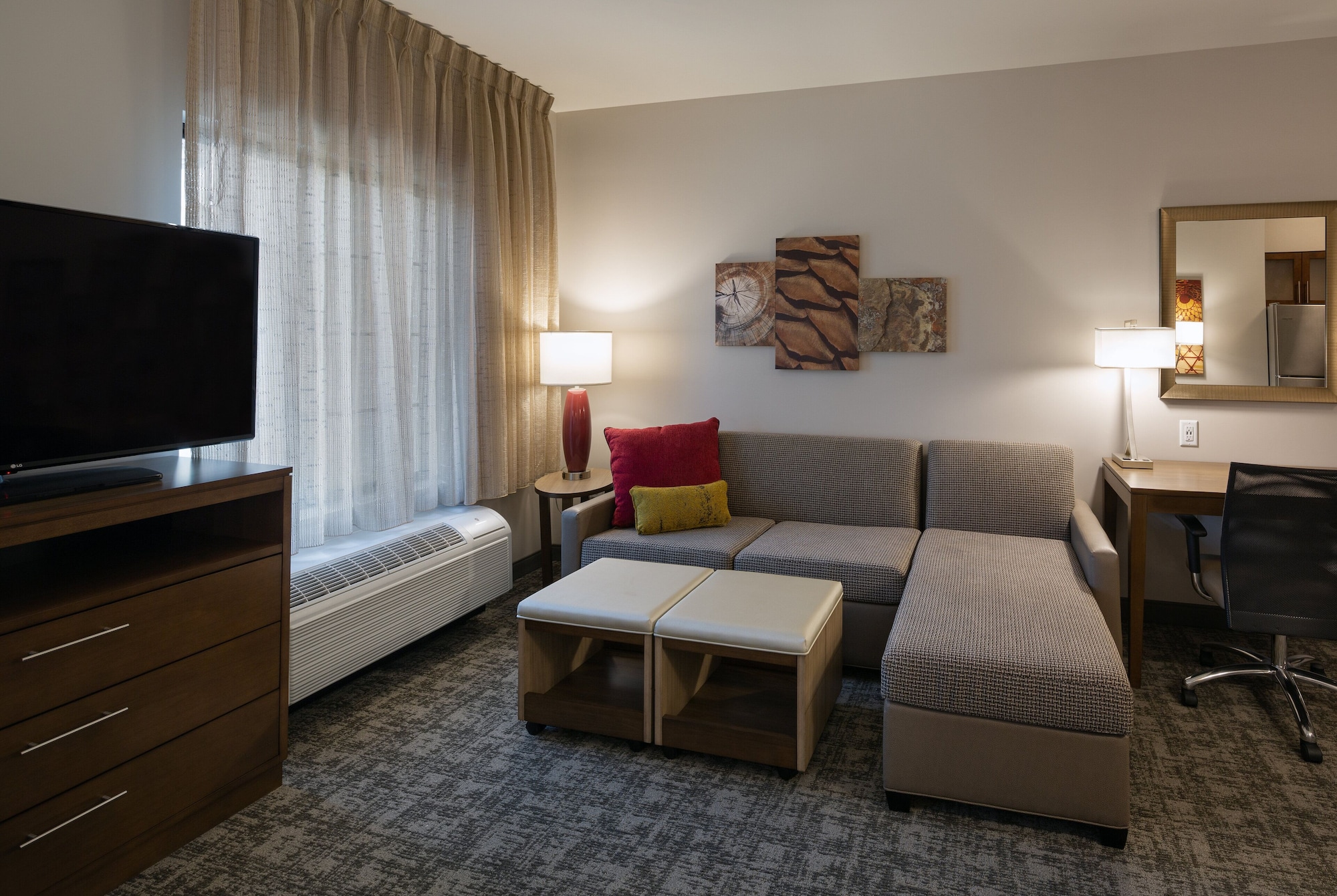 staybridge suites phoenix biltmore area an ihg hotel