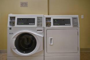 springhill suites by marriott holland