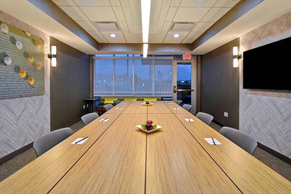 springhill suites by marriott holland