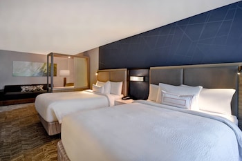 springhill suites by marriott holland