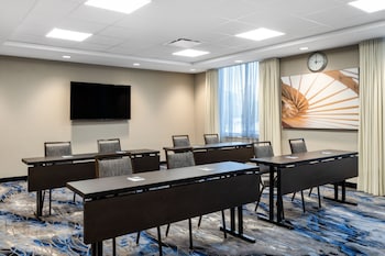 fairfield inn and suites by marriott minneapolis north