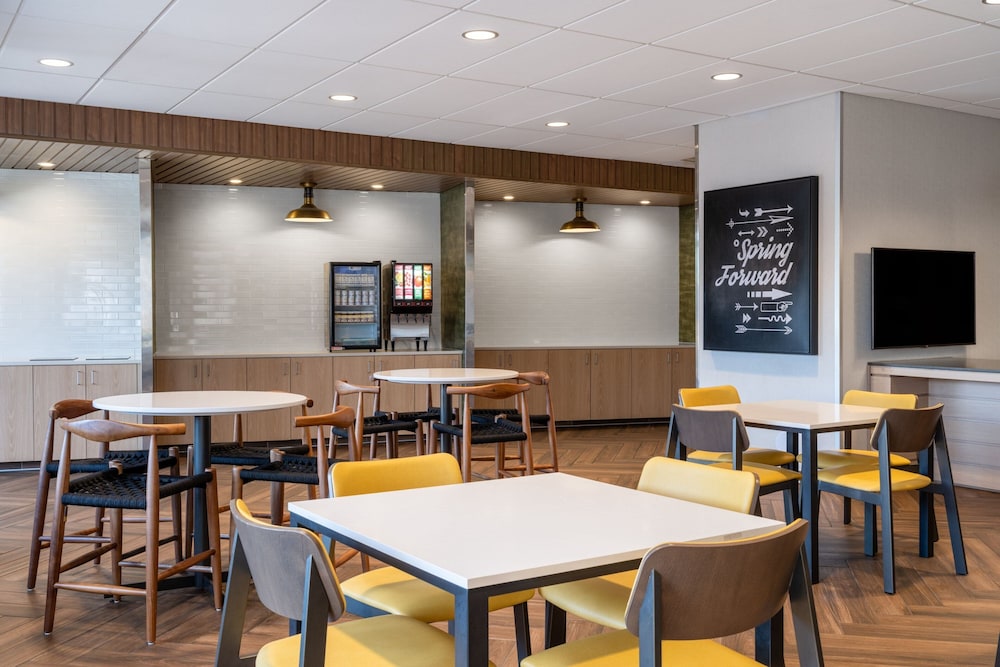 fairfield inn and suites by marriott minneapolis north