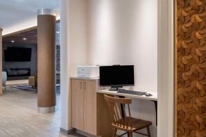 fairfield inn and suites by marriott minneapolis north