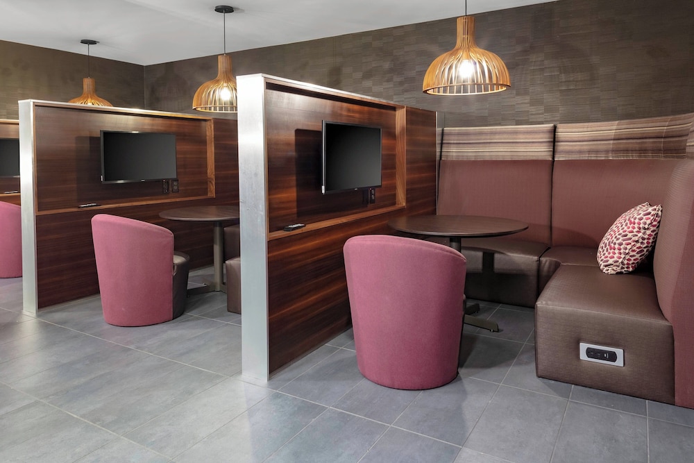 courtyard by marriott cincinnati mason