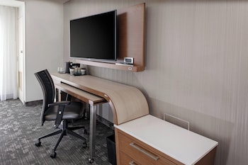 courtyard by marriott cincinnati mason