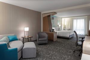 courtyard by marriott cincinnati mason
