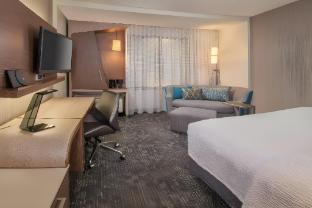 courtyard by marriott cincinnati mason
