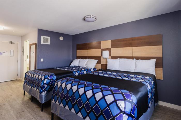 coratel inn and suites by jasper inver grove heights