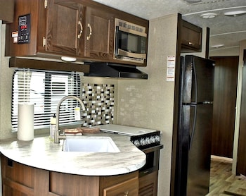 grand canyon rv glamping