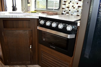 grand canyon rv glamping