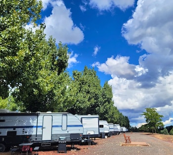 grand canyon rv glamping