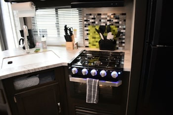 grand canyon rv glamping