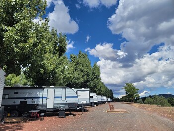 grand canyon rv glamping