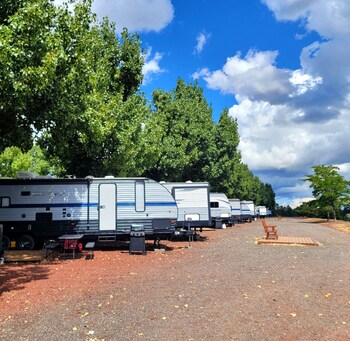 grand canyon rv glamping