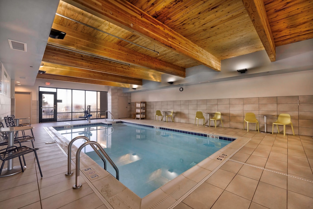 Home2 Suites By Hilton Loves Park Rockford,Loves Park>>Chicago,3 star
