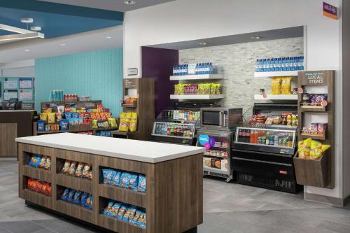 tru by hilton san antonio lackland sea world