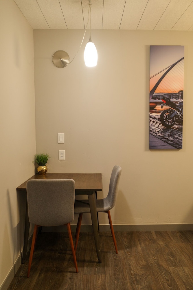 americana modern hotel