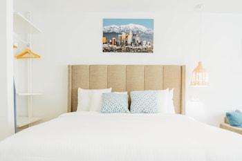 the belmont shore inn