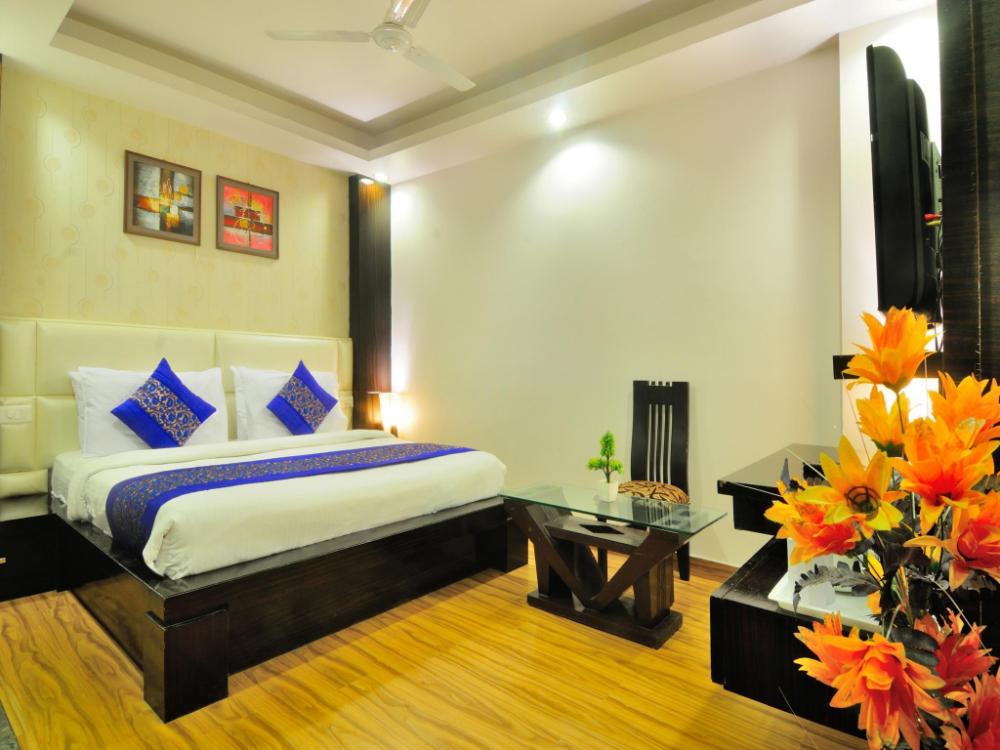 hotel elegance new delhi railway