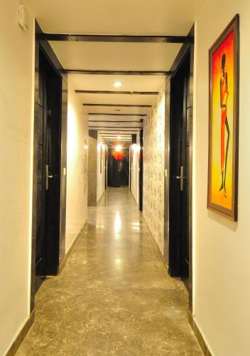hotel elegance new delhi railway