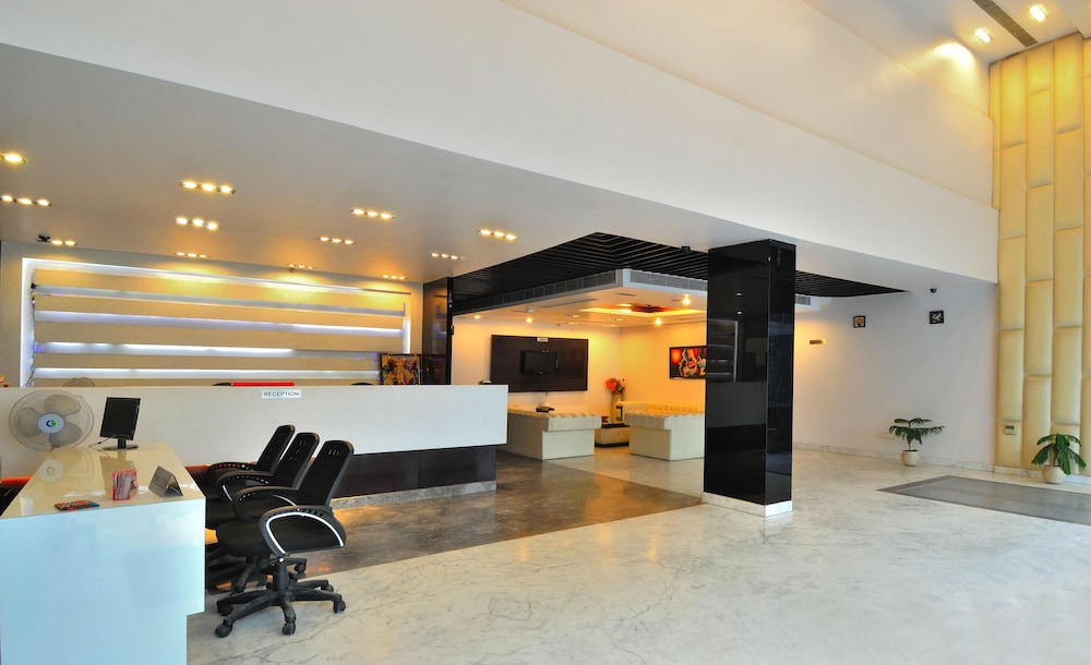 hotel elegance new delhi railway