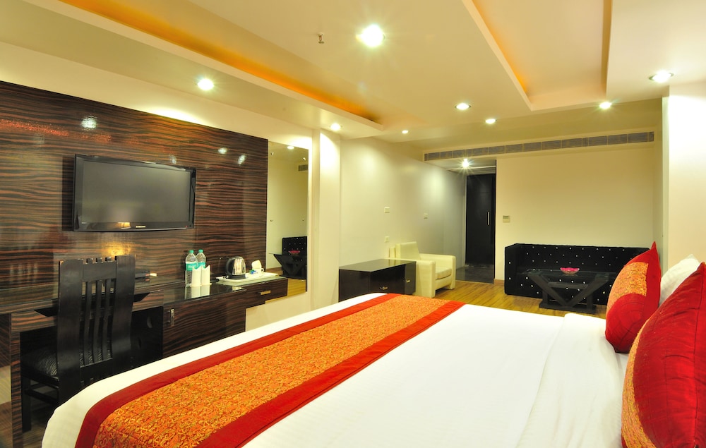 hotel elegance new delhi railway