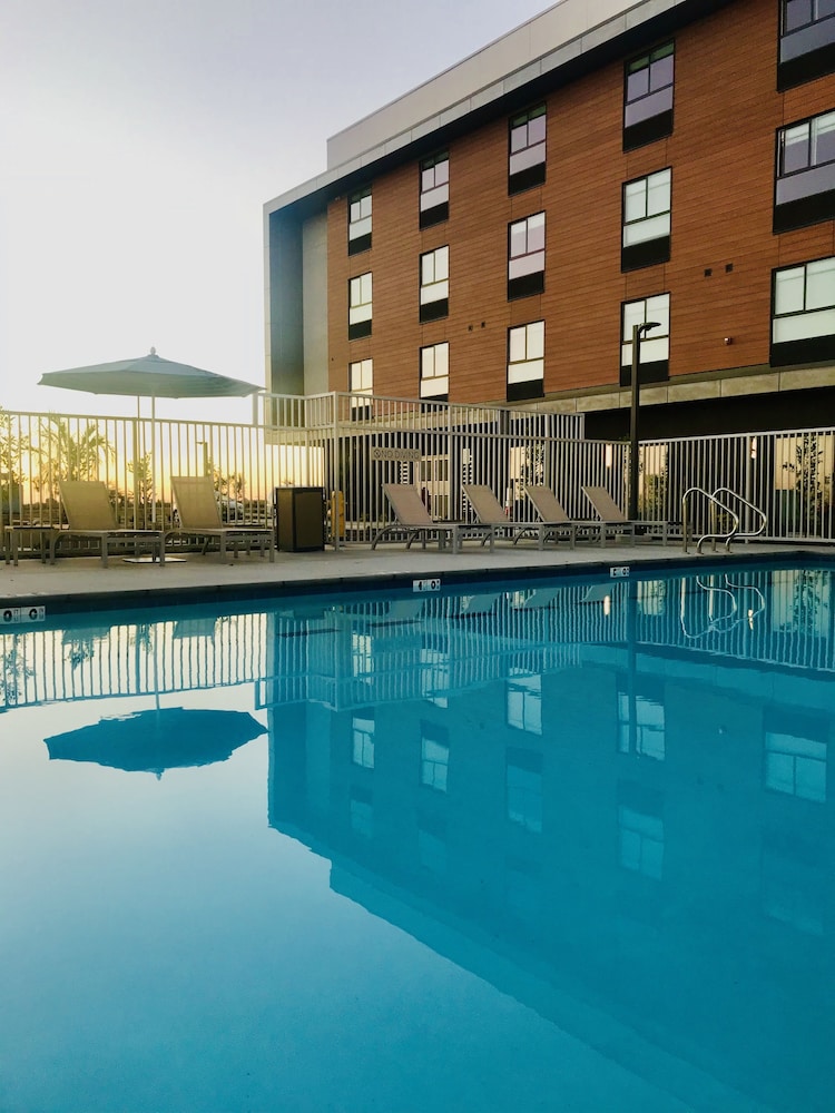 ayres hotel san diego south chula vista