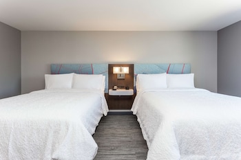 hampton inn oakland downtown city center