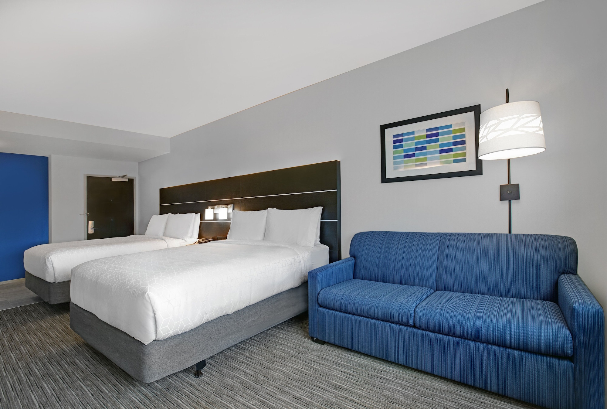 hol inn exp and suites milwaukee brookfield
