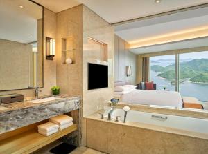 hyatt regency shenzhen yantian