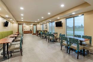 comfort inn and suites west des moines