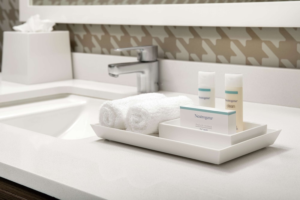 home2 suites by hilton asheville biltmore village