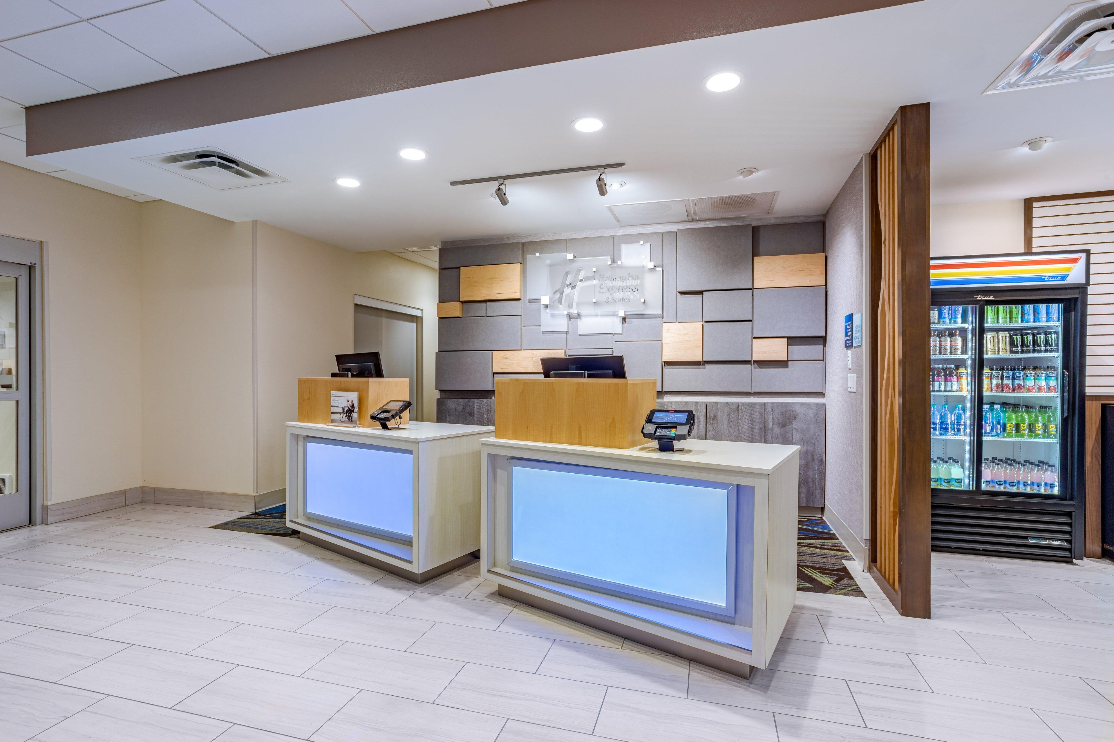 holiday inn express and suites elkhart north an ihg hotel
