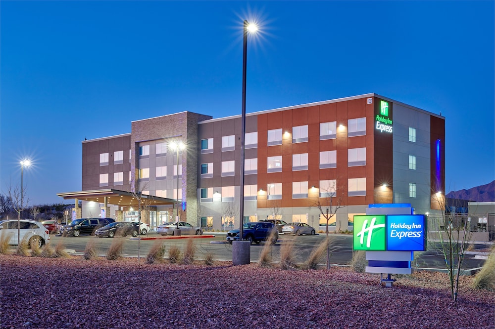 holiday inn express el paso sunland park area