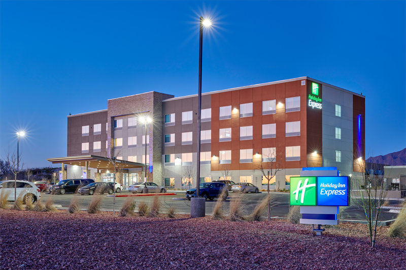 holiday inn express el paso sunland park area