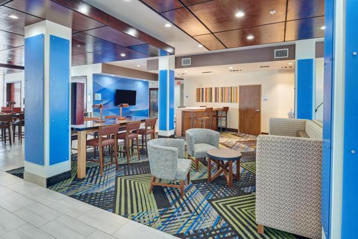 holiday inn express el paso sunland park area