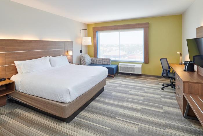 holiday inn express el paso sunland park area