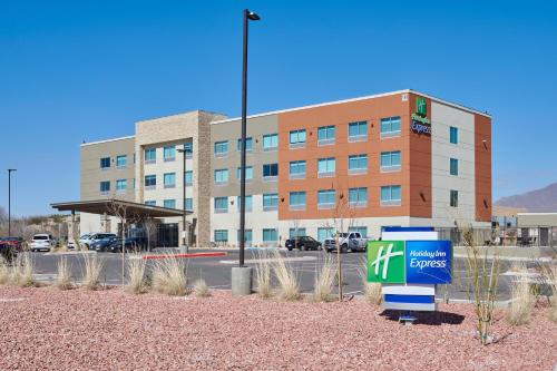 holiday inn express el paso sunland park area