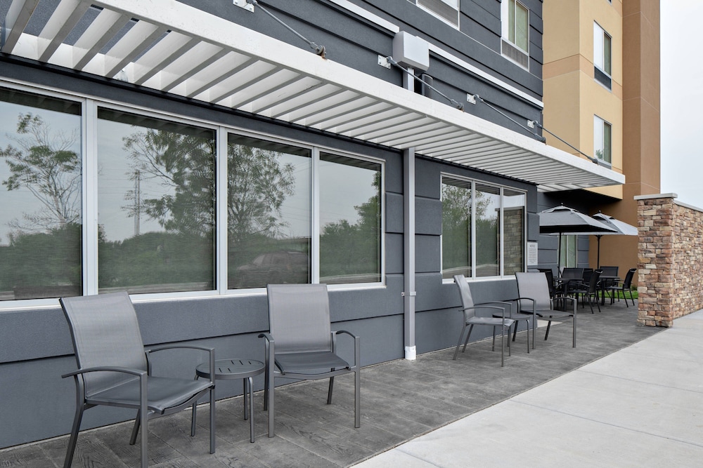 fairfield inn and suites by marriott lake geneva