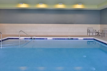 Holiday Inn Express & Suites Olathe West, An Ihg Hotel,Johnson>>Grandview,2.5 star